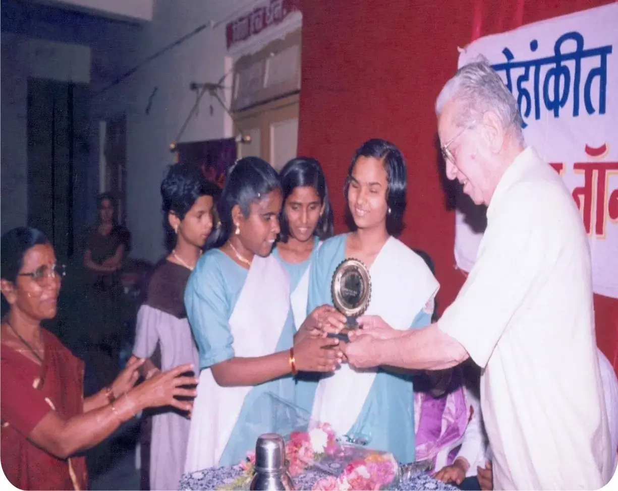 competition-prize-distribution-gallery-1